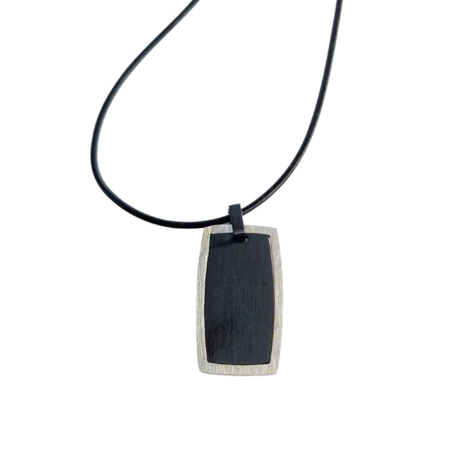 Collier homme pendentif noir acier inoxydable Paolo Jovelio